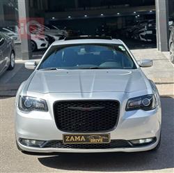 کرایسلەر 300